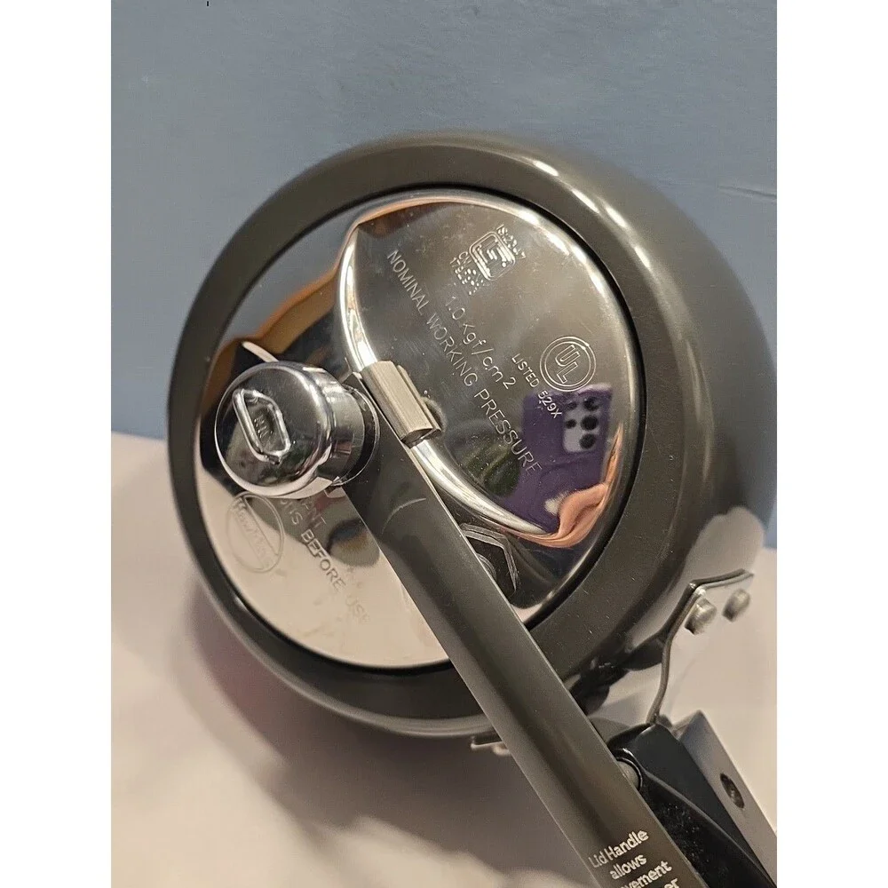 Contura Black 1.5 Litre Pressure Cooker
